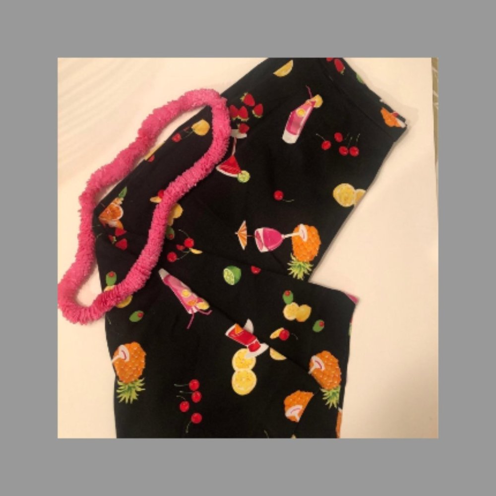 Tropical party vacation pants L Crop length vintage cocktails Briggs NY EUC